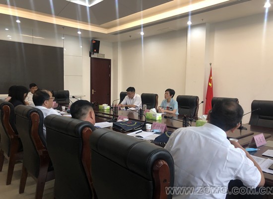 陳英杰參加尹集代表團討論 (2).jpg