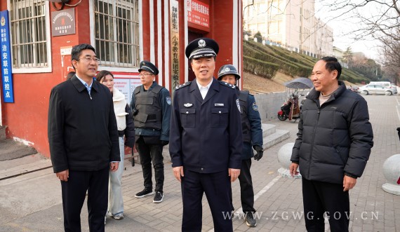 平頂山市領(lǐng)導(dǎo)到我市檢查指導(dǎo)校園安全工作 (2)_副本.jpg